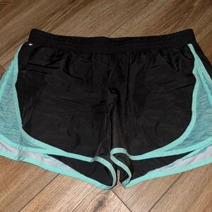 TEK GEAR Women's Black and Teal Shorts LG